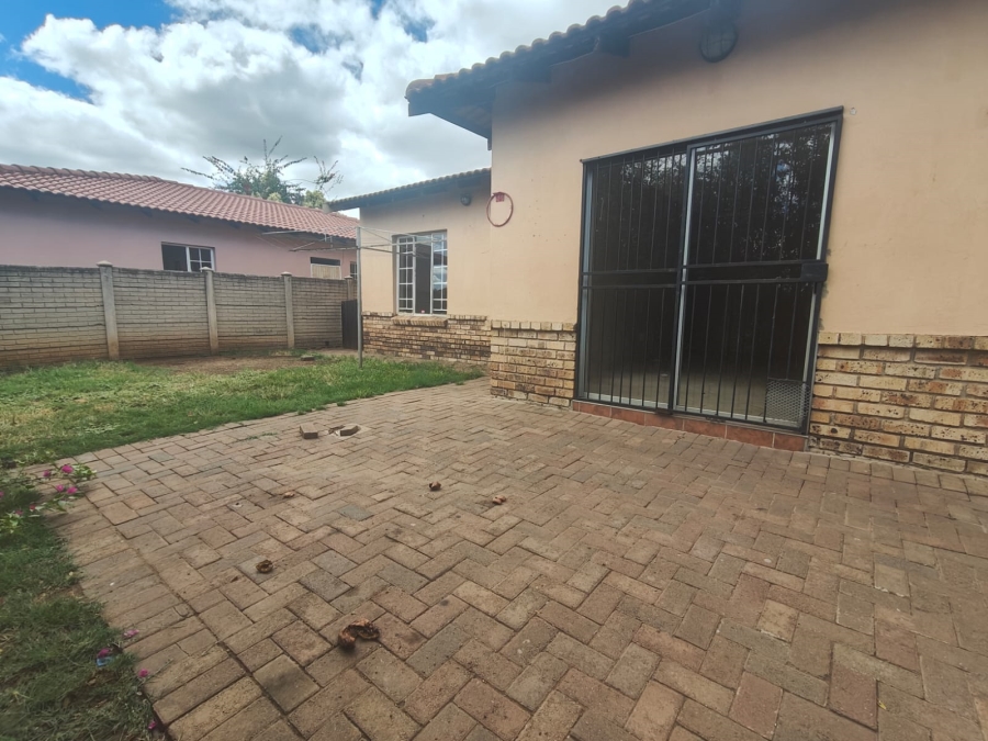 3 Bedroom Property for Sale in Waterval East North West